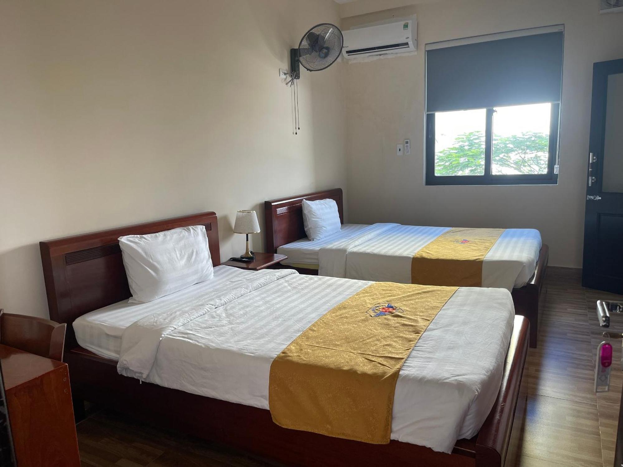Khach San Hoa Binh Quang Tri Hotel Dong Ha Bagian luar foto