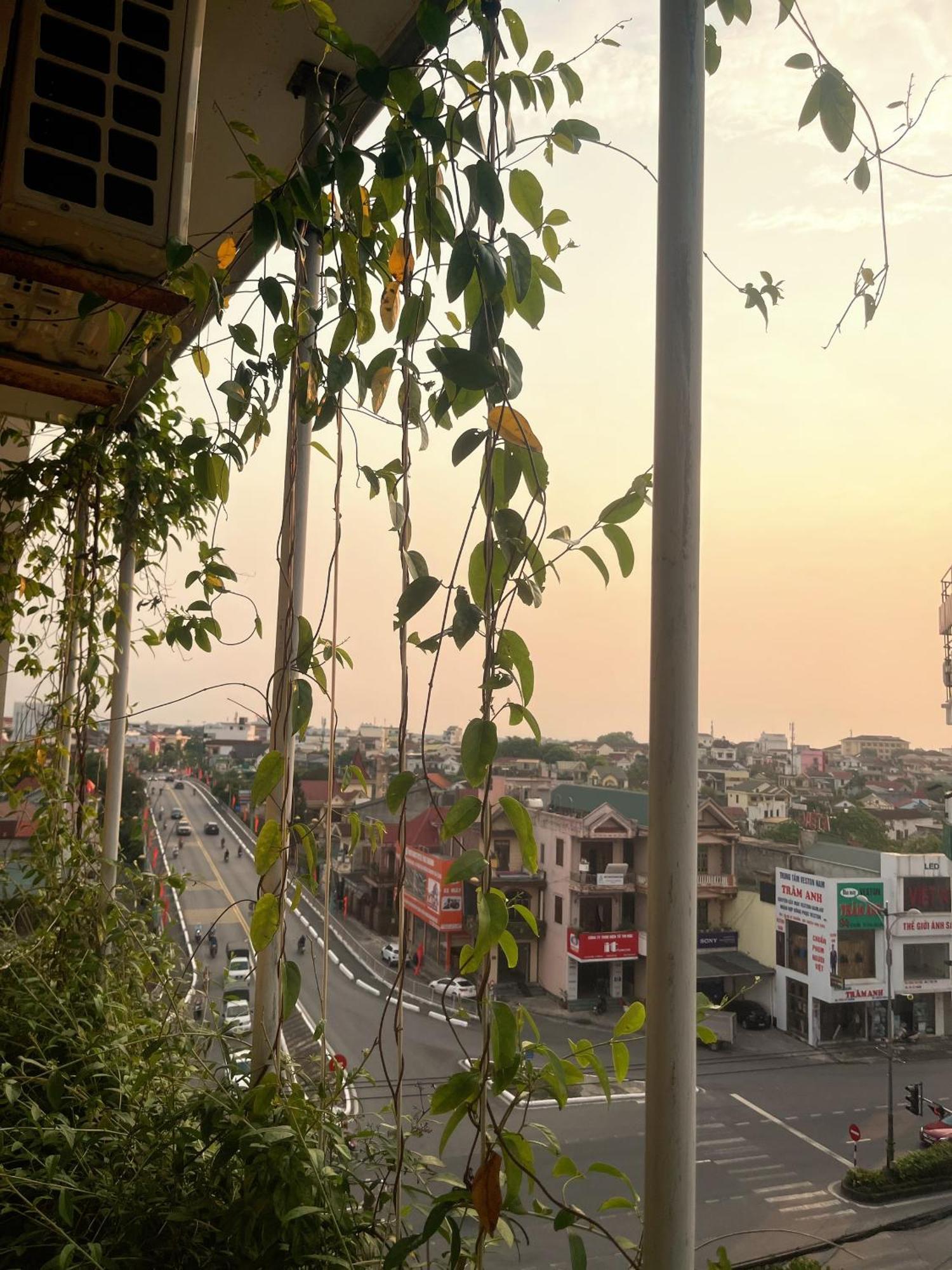 Khach San Hoa Binh Quang Tri Hotel Dong Ha Bagian luar foto