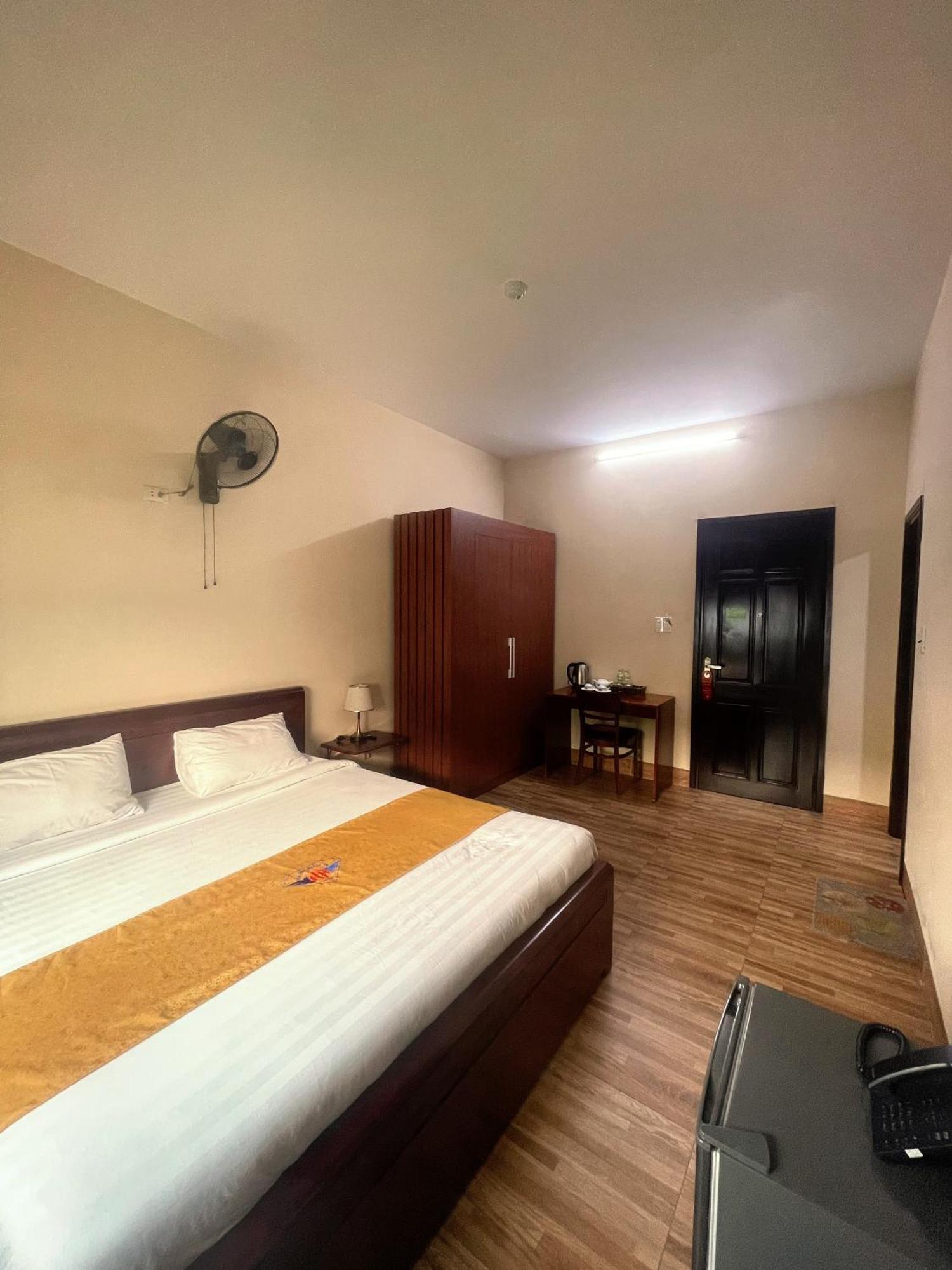 Khach San Hoa Binh Quang Tri Hotel Dong Ha Bagian luar foto