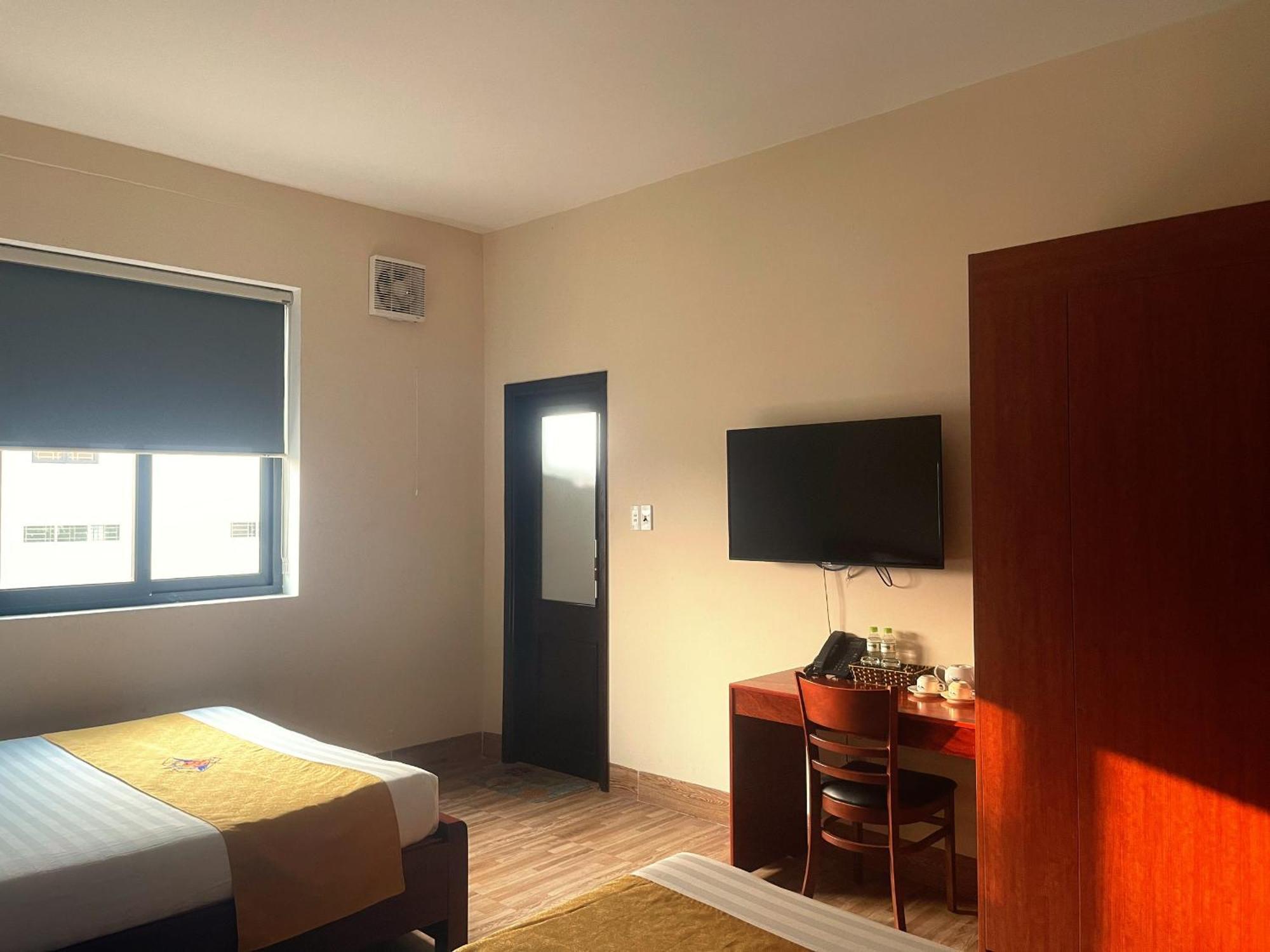 Khach San Hoa Binh Quang Tri Hotel Dong Ha Bagian luar foto