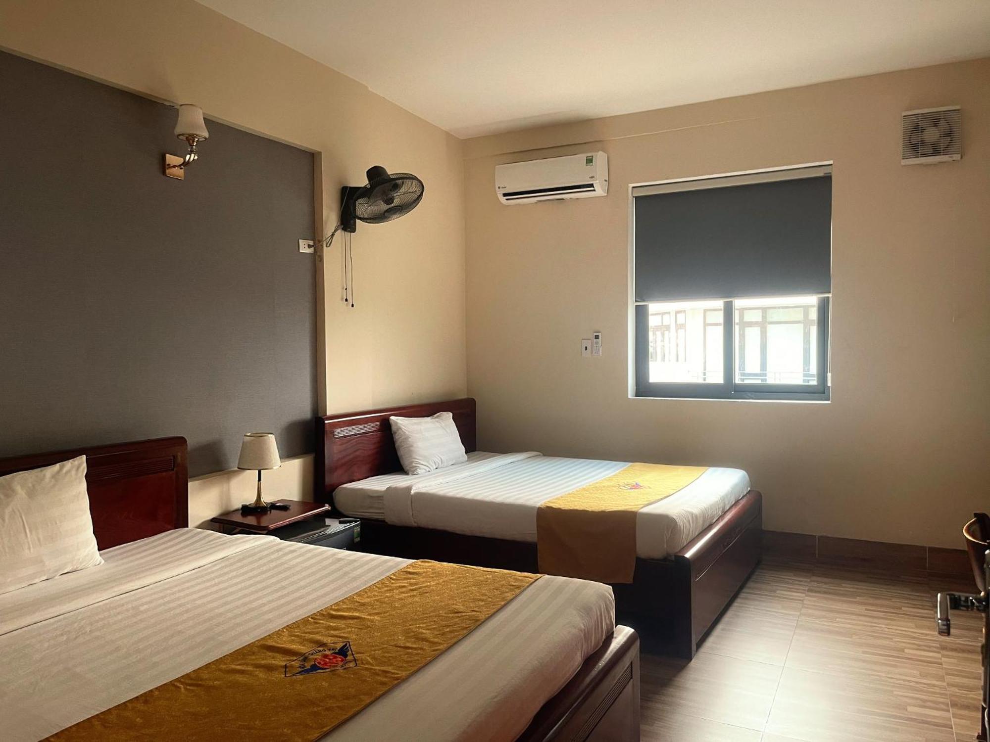 Khach San Hoa Binh Quang Tri Hotel Dong Ha Bagian luar foto